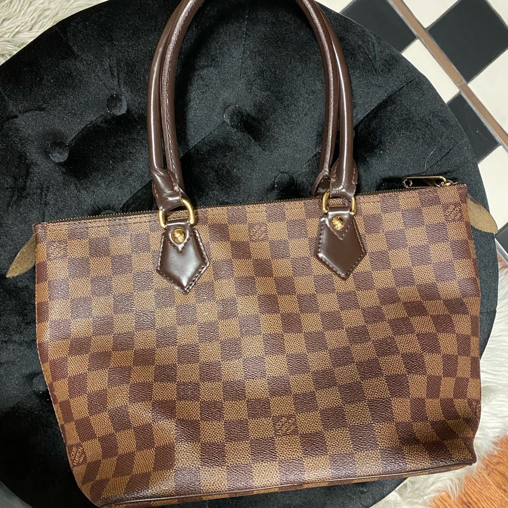 Authentic Louis Vuitton Saleya PM tote